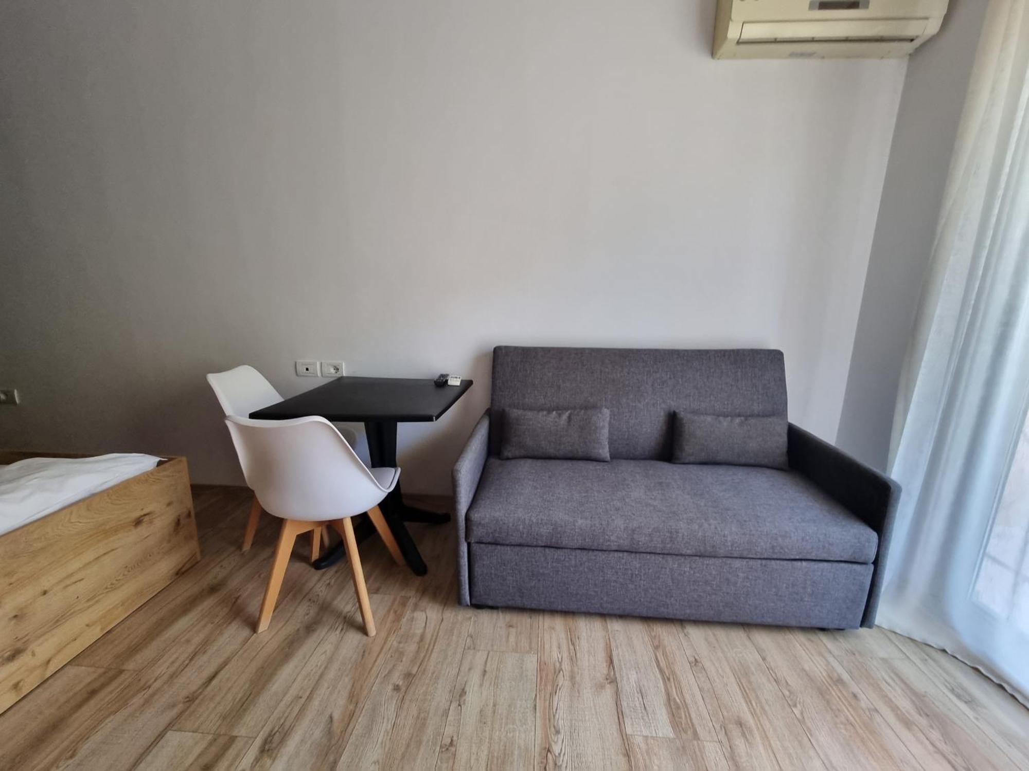 Teo'S Deluxe Studios Avlonya Dış mekan fotoğraf