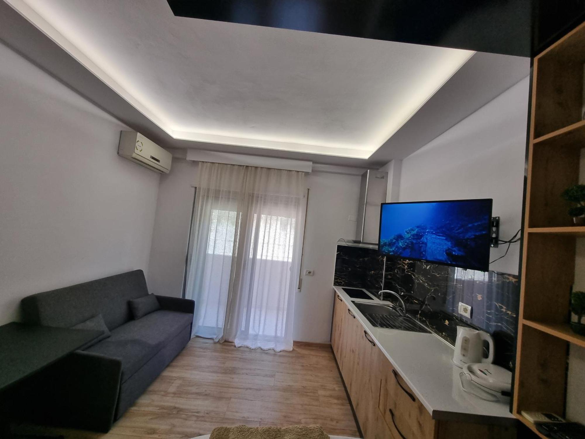 Teo'S Deluxe Studios Avlonya Dış mekan fotoğraf